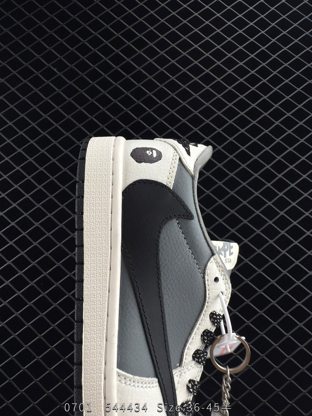 Travis Scott x Air Jordan 1 ” Reverse Mocha “